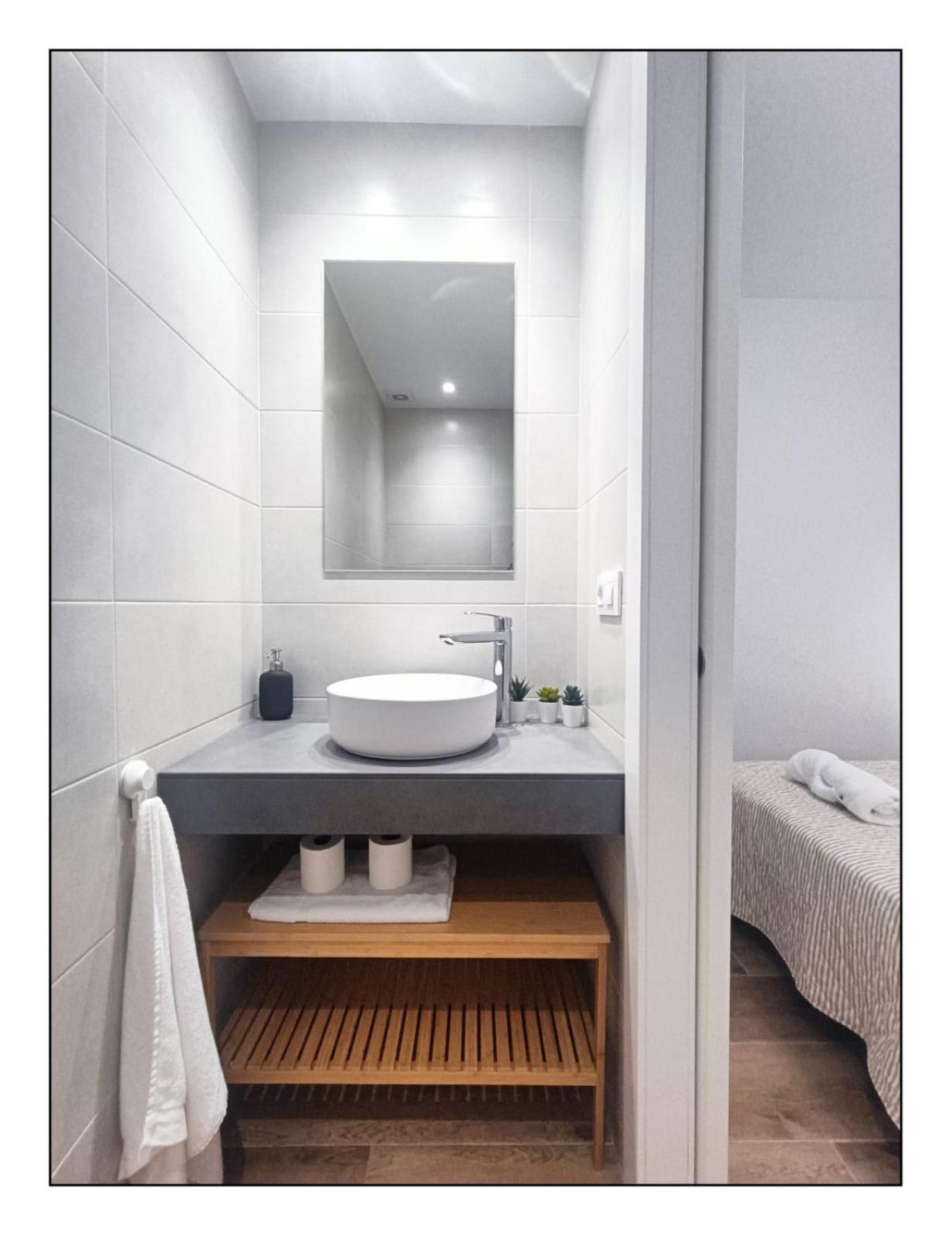 Apartamento - Wifi Free - Piscina - 50 M Playa Салоу Экстерьер фото